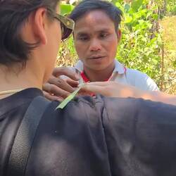 An den Fasern ziehen und ab dafür...