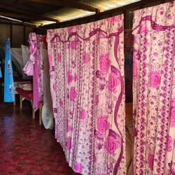 Die Betten sind alle belegt. Ausgebucht. Glück gehabt, dass wir 7 die letzten Plätze ergatterten