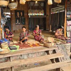 Stand einer der ethnischen Gruppen