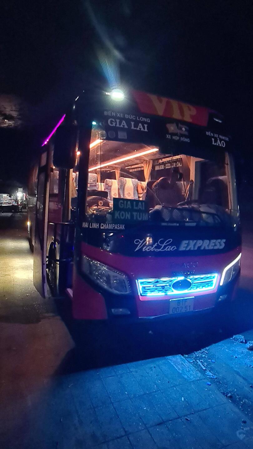 Der Minibus nach Vietnam