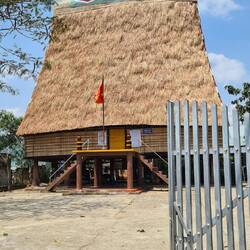 Nah Rong Van Hoa - 3. Gemeindehaus