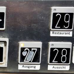 Ausstieg im 27. Stock? Nicht zu empfehlen!