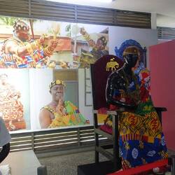 Die teils bis heute existierenden, lokalen Könige in ihrer traditioneller Tracht