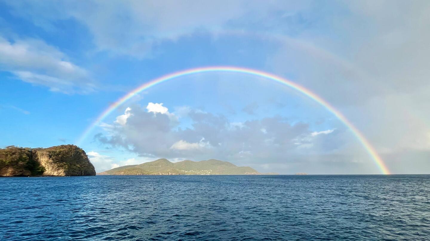 Doppelregenbogen am Morgen