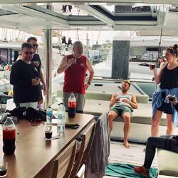 Anleger (Newton) auf einen erfolgreichen Segeltörn