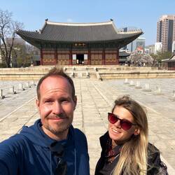 Am Deoksugung Palast