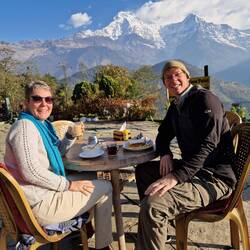 Frühstück vor Annapurna in Ghandruk
