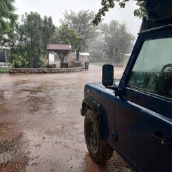 ...und es fängt heftig an zu regnen