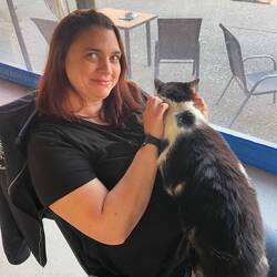 Luisa mit Silvio dem 12 jährigen Marina Rest. Kater