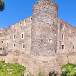 Château d'Ursino du XIIIe siècle, Catane