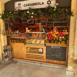 Smoothiestand am Marktplatz. Dieser ist Montags leider ziemlich ausgestorben