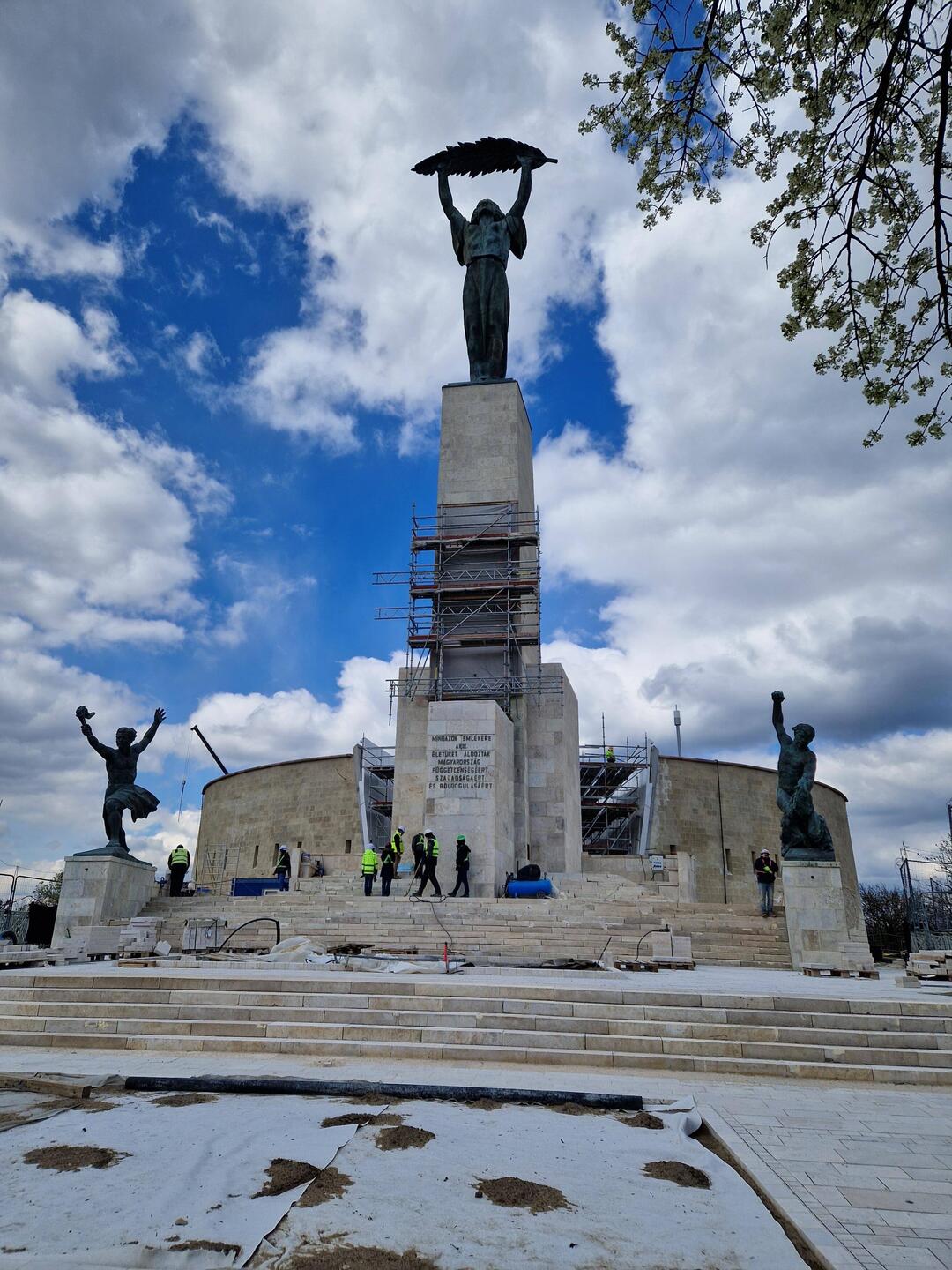 Freiheitsstatue an der südlichen Spitze der Zitadelle.