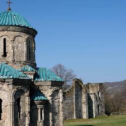 Fortress und Kapelle Kvetera, einsam wie schön