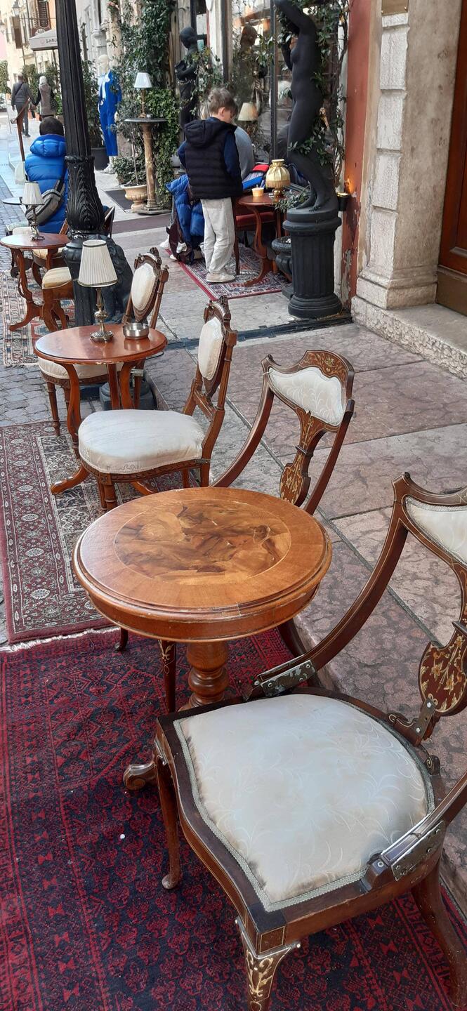 ... ein Straßencafe