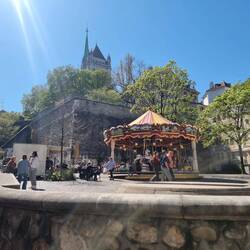 Genfer Kathedrale und Zirkus