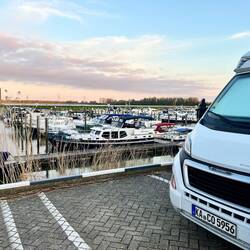 Stellplatz am Jachthafen in Dordrecht