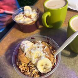 Frühstück Açai Bowl