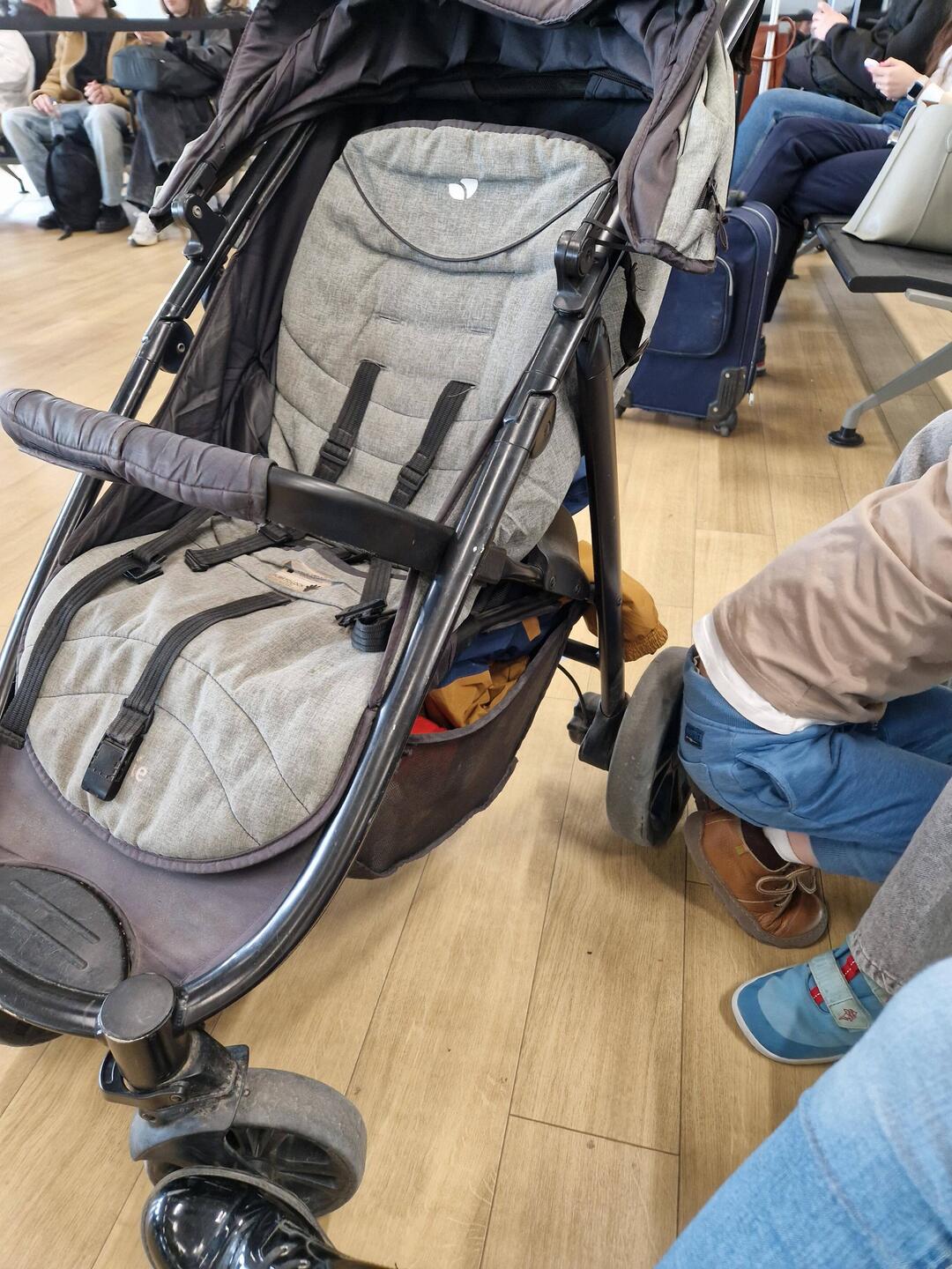 Eigentlich sollte der irgendwo in Pest stehengelassen/ verschenkt werden. 🐒 Hat es verhindert.