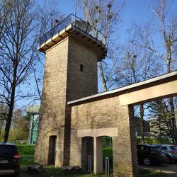 Katerturm, wurde 1955 zur XVI. Rallye der „Fédération Internationale de Camping" gebaut