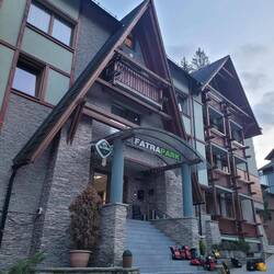 unser Hotel im alpinen Ski-Resort
