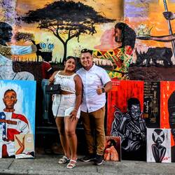Daniela and Noah, art sellers on the streets of Cartagena.