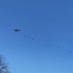 Absetzen von Fallschirmspringern