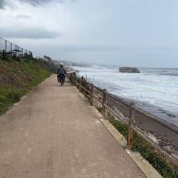 Zum Schluss nochmal ein kurzes angenehmes Stück Weg am Strand entlang.