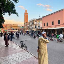 Place Assarag en fin de journée