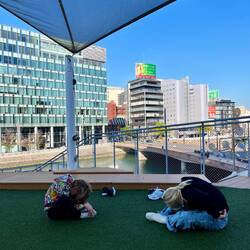 Lidt yogatræning på en tagterrasse 🧘🏼‍♀️🧘🏼