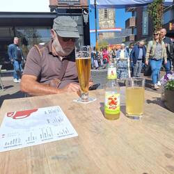 Kaltgetränk in der Sonne