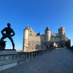 Het Steen medieval fortress and statue of the giant Antigoon