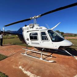 Vorbereitung des Heli für den Flug über Kings Canyon