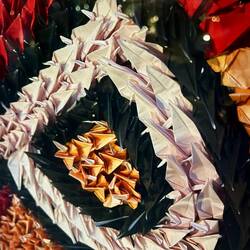 Papir-traner ved Børnenes Fredsmonument