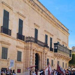 Le palais des grands maîtres.