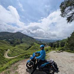 Cruising around with photo ops on the way