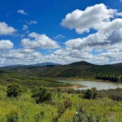 der Stausee Barragen da Bravura