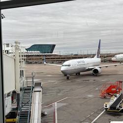 The plae to Reno arrived.