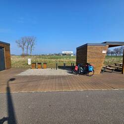 Biker-Parkplatz in nirgendwo