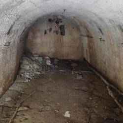 Alter Stollen, leider nach 10 Metern zugemauert