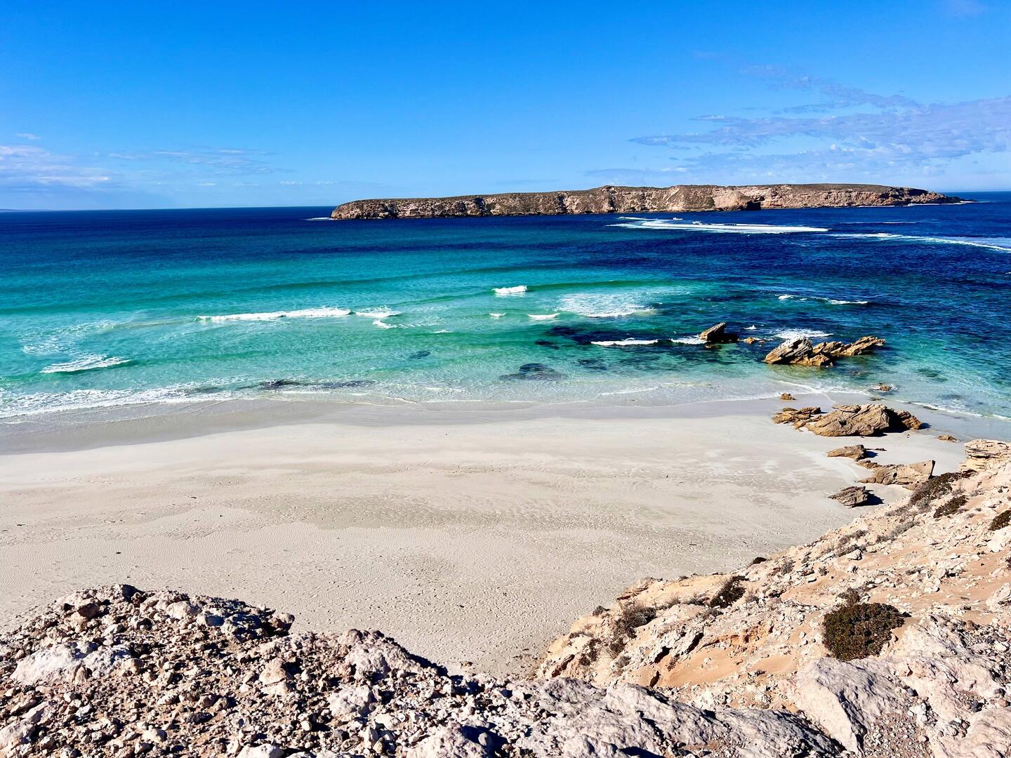 Golden Island lookout and Almonta Beach