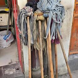 Besen, Besen seid's gewesen ...