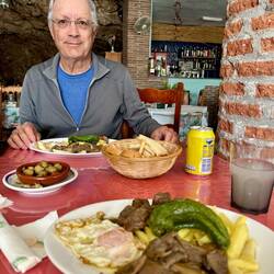 Carrillada con setas, huevo y pimiento del piquillo (pork cheeks, mushrooms, egg, pepper)