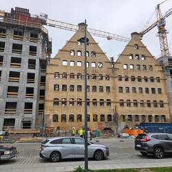 Komplettentkernung (es stehen nur noch die Außenwände..