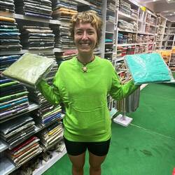 Großes Pullishopping - für die Familien. 7 Pullis, 0 davon für uns 😂