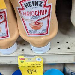 Es gibt aber auch andere spannende Dinge im Regal zu entdecken.