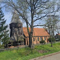 Kleine hübsche Kirche...