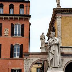 Why so thoughtful, Dante?