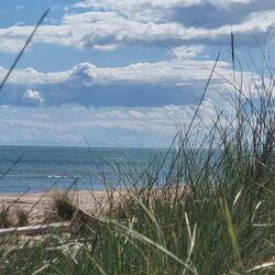 Wer ganz genau hin schaut sieht die Pyrenäen und damit Spanien😇.