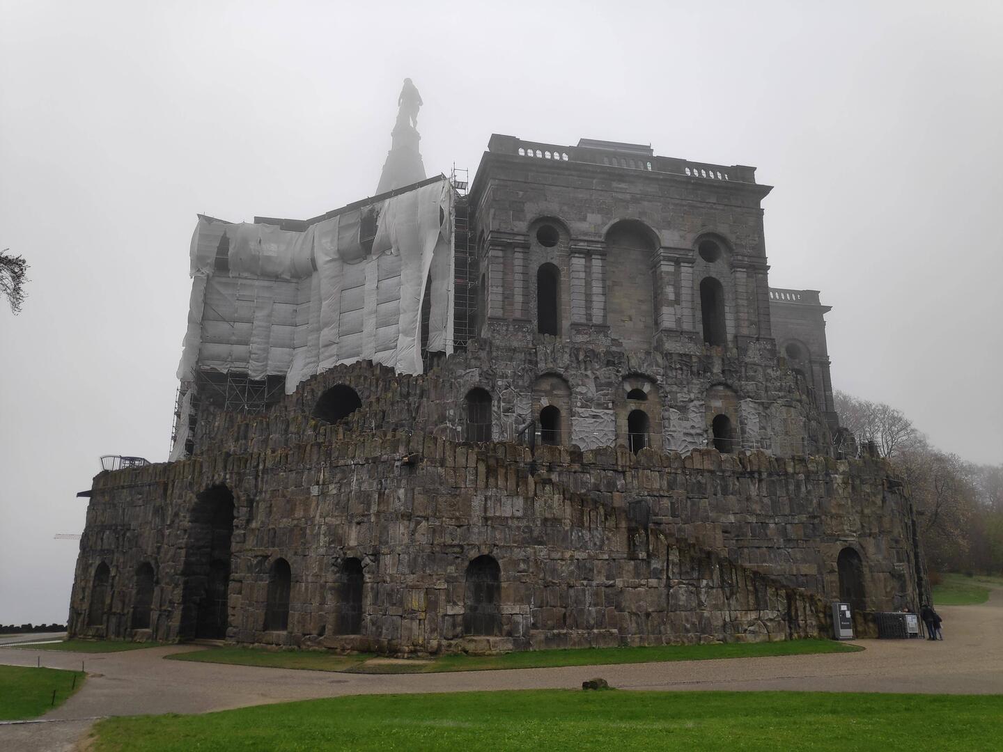 Der Herkules im Nebel