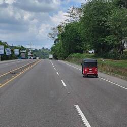 TucTuc auf der Autobahn